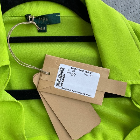 Jejia sheer cropped silk shirt, v-neck green. - Picture 5 of 6